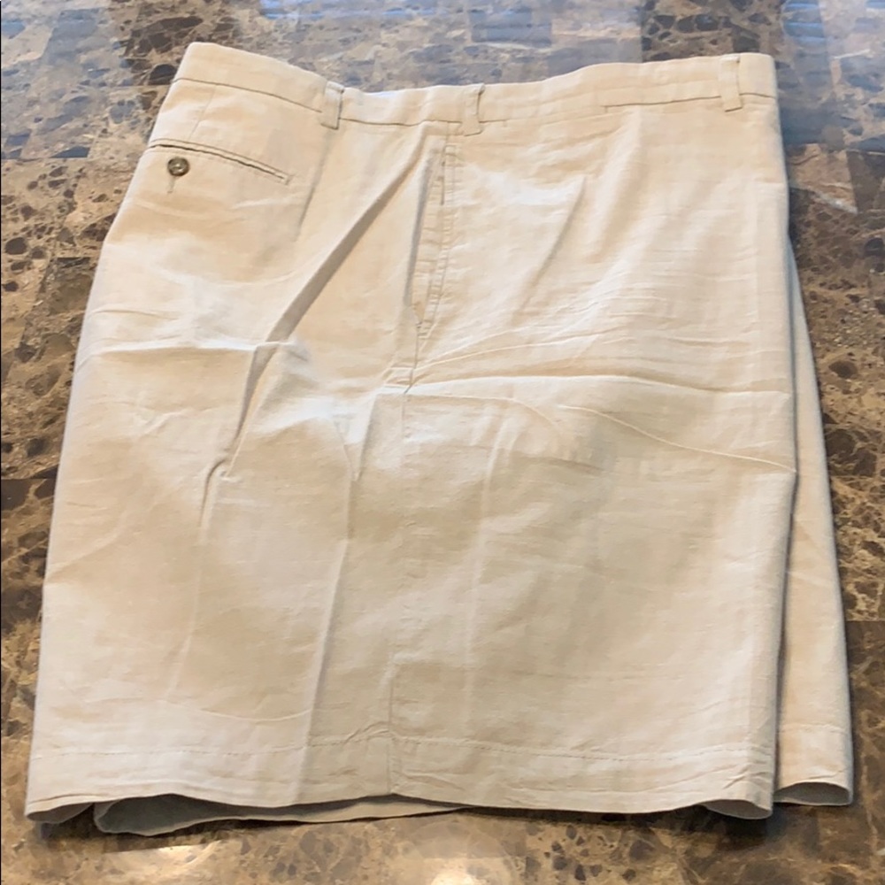 Size 52 Khaki Dress Shorts